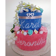 Veratex Textilní dort s vyšitými jmény novomanželů výběr ze 20 barev osušek